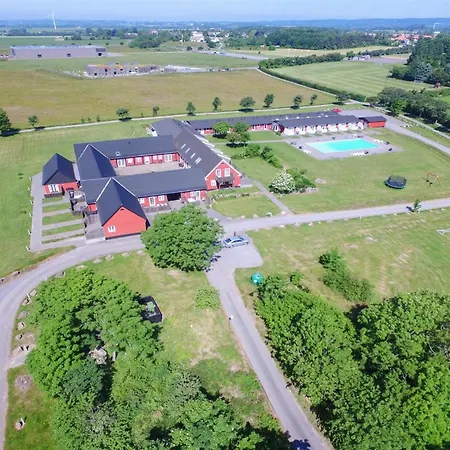 Esbern - 6km From The Sea By Interhome